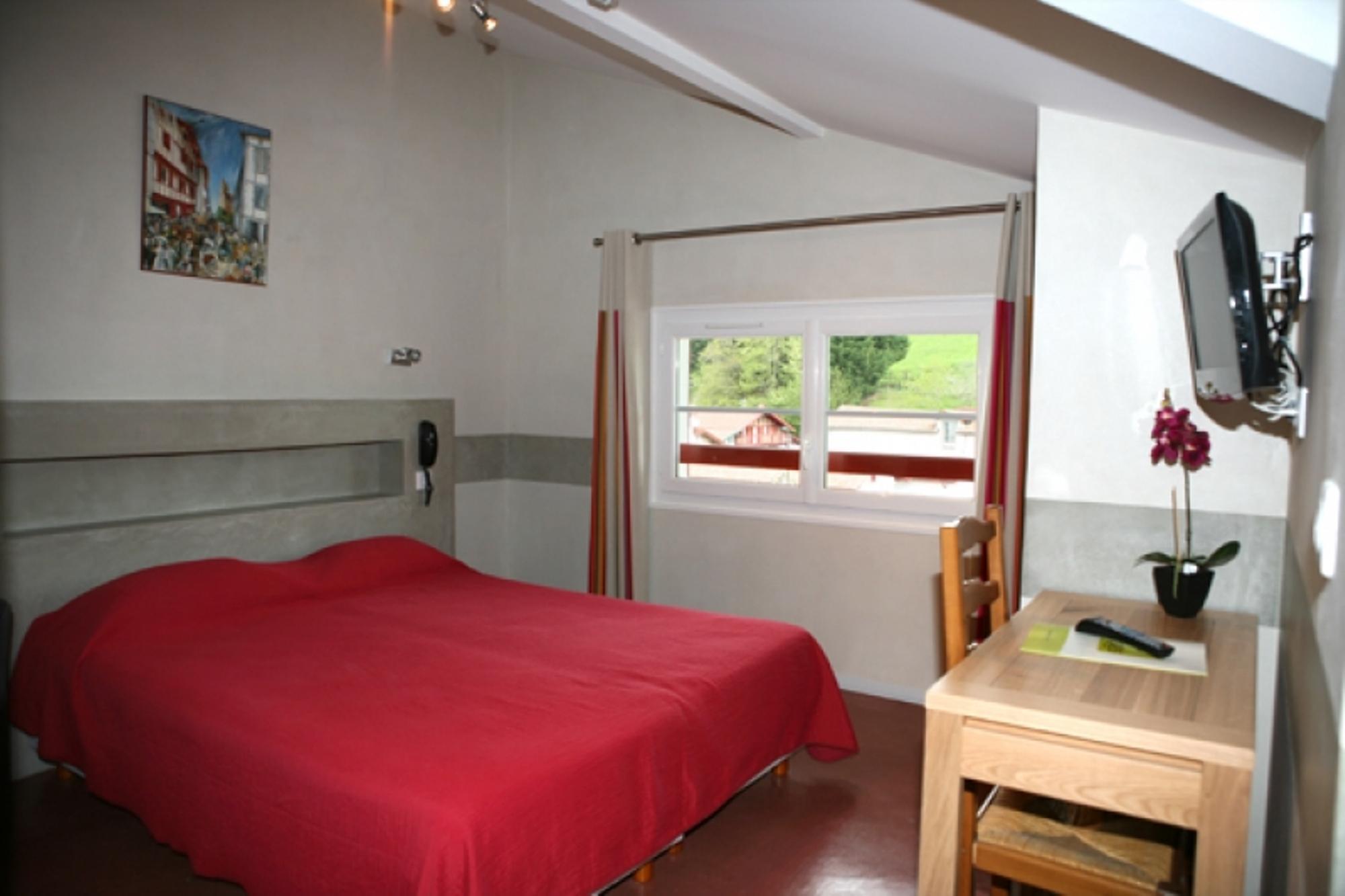 Logis Hotel Ur-Hegian Aïnhoa Zewnętrze zdjęcie