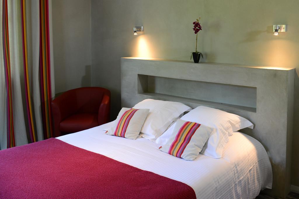 Logis Hotel Ur-Hegian Aïnhoa Zewnętrze zdjęcie