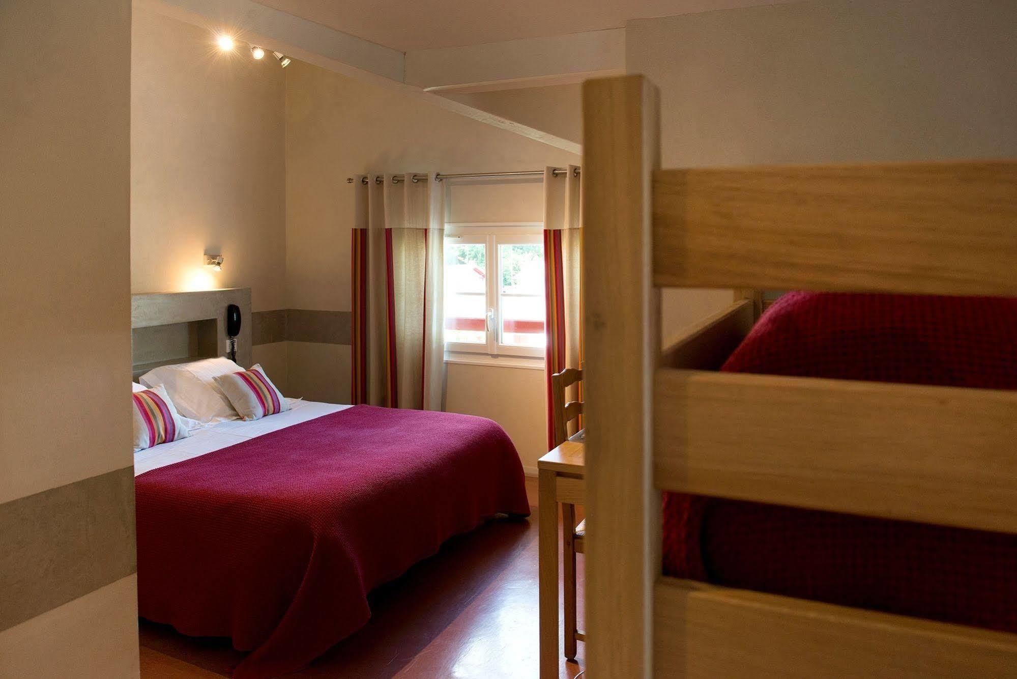 Logis Hotel Ur-Hegian Aïnhoa Zewnętrze zdjęcie