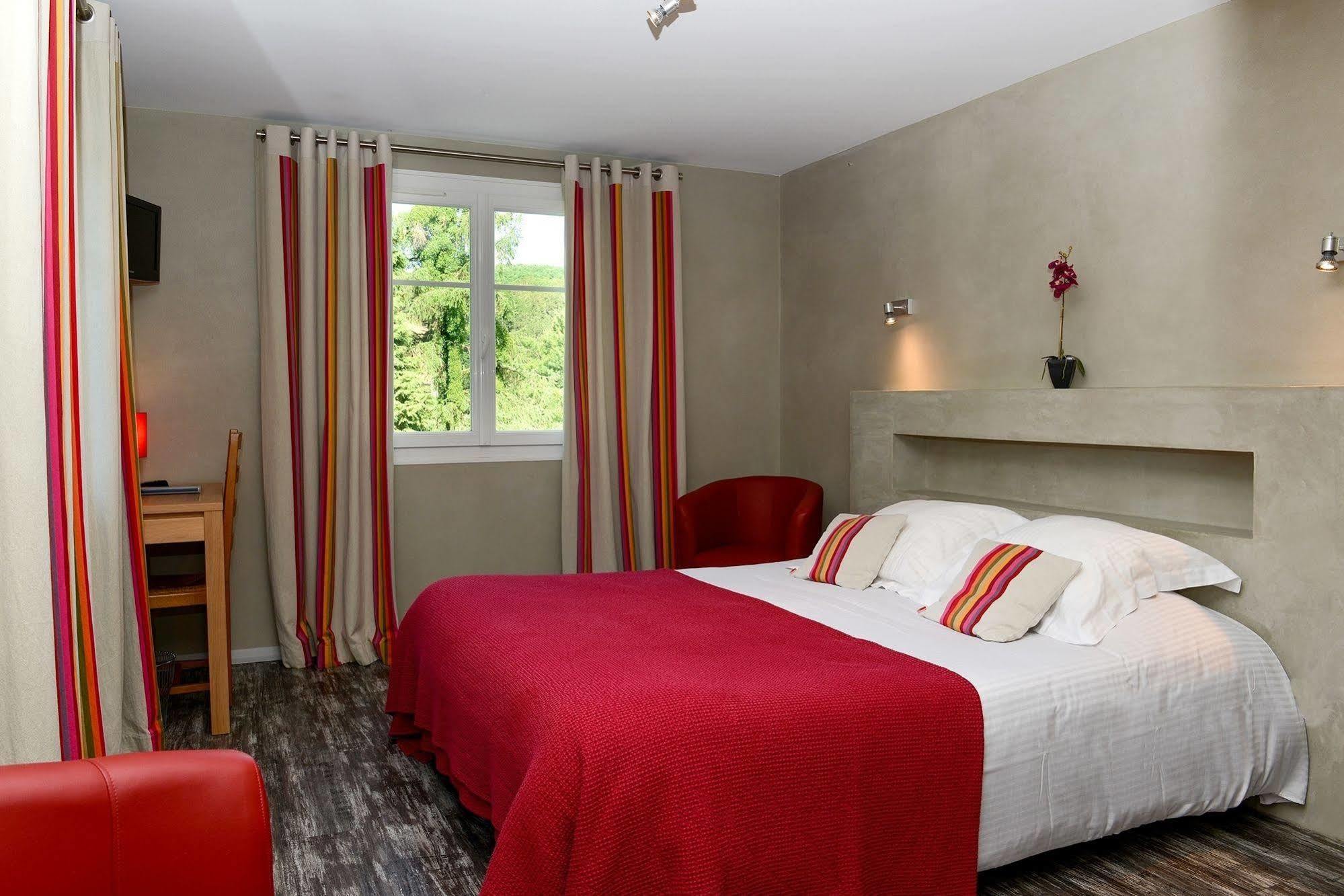 Logis Hotel Ur-Hegian Aïnhoa Zewnętrze zdjęcie